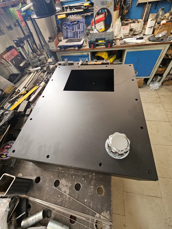 Баки, изготовленные по проекту заказчика